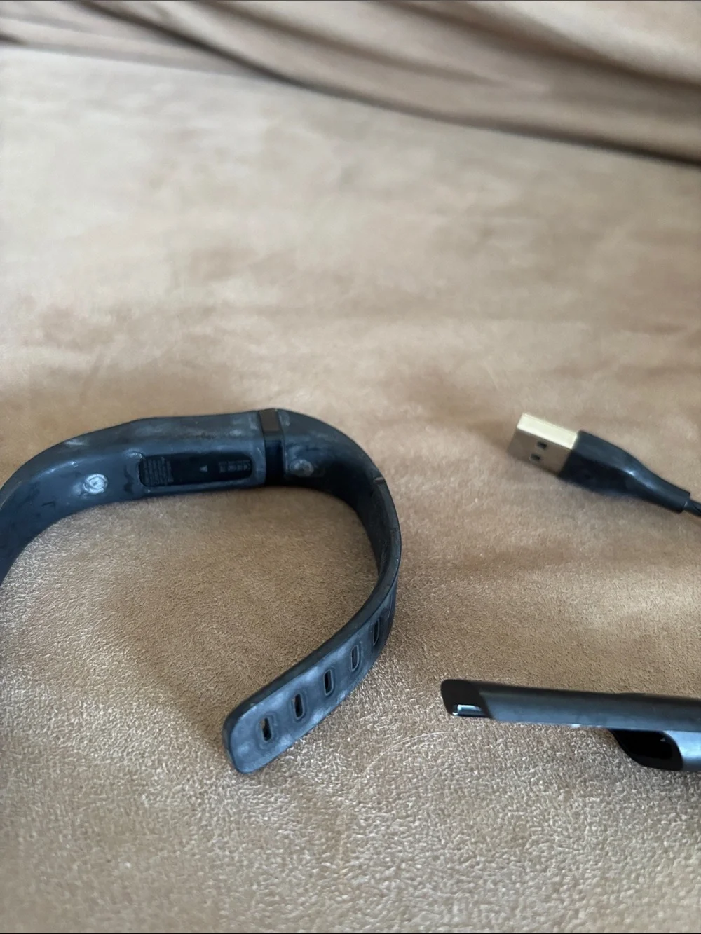 Black Fitness Tracker with USB Charger